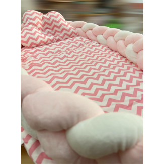 بيبي نيست مع جدلة قابلة للفك -زهر وابيض زكزاك