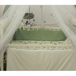 مفرش سرير بيبي مع جوانب حماية ومخدات ديكور – قماشة وفل قطنية بلون أخضر باستيل