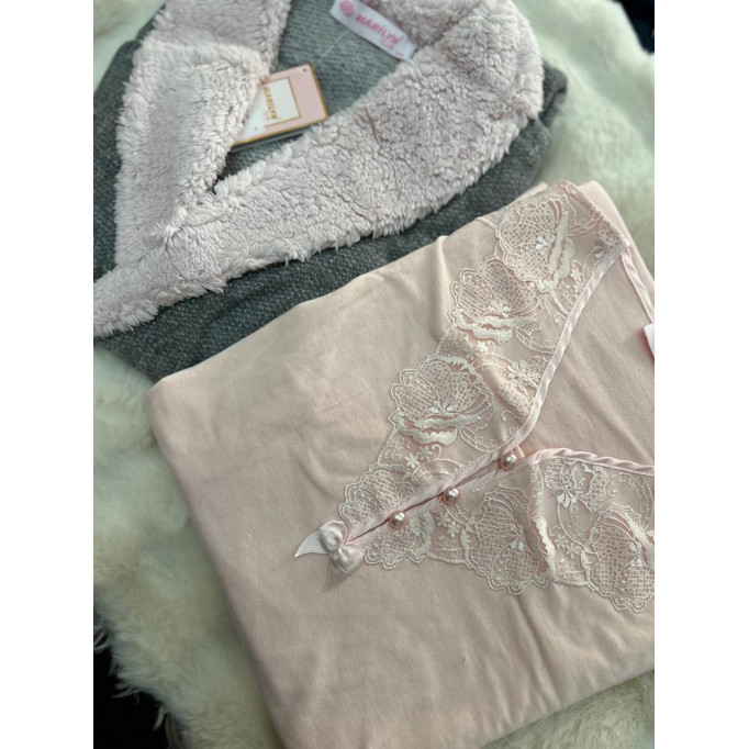 بجامه قطن مصوفه قبة دانتيل مع روب صوف قبه فرو